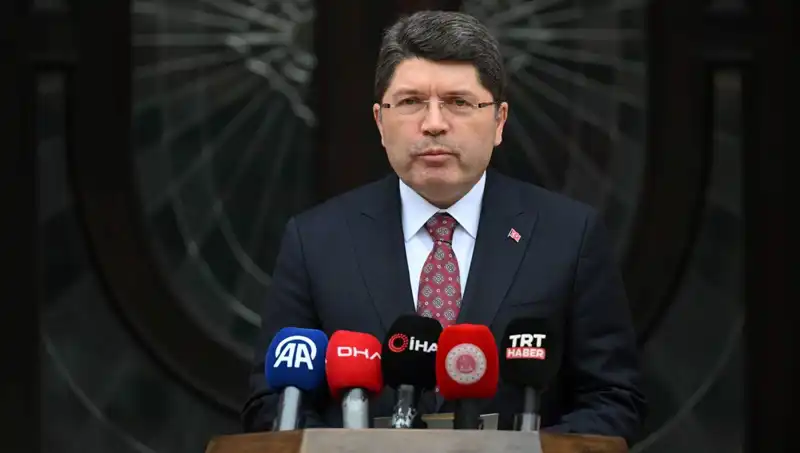 İmralı Heyeti, Adalet Bakanı Tunç ile Kritik Görüşme İçin Hazırlanıyor