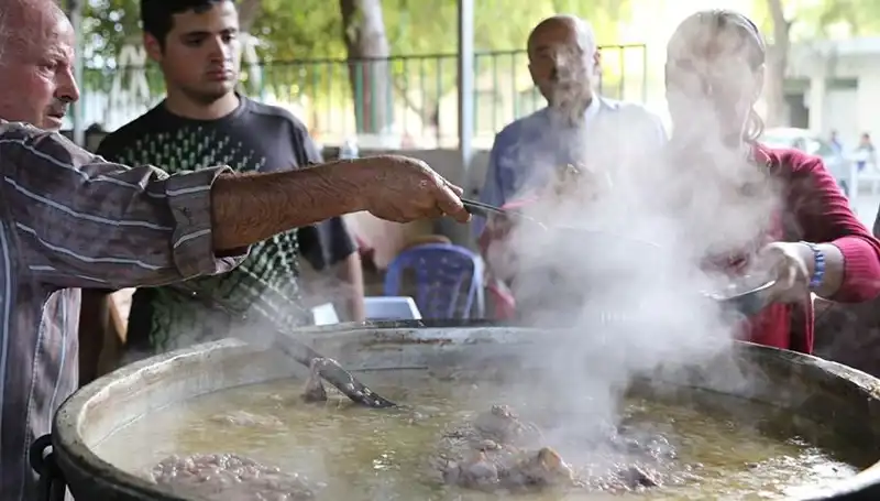 Gadir-i Hum Bayramı: Anlamı, Kutlamaları ve Gelenekleri Neler?
