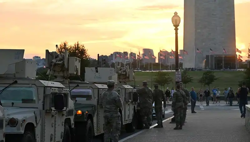 ABD Ordusu Chicago'ya Giriş Yapıyor: Askeri Hareketlilik Neden Artıyor?