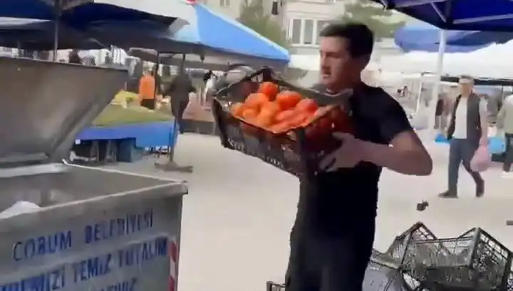 Domatesleri Çöpe Dökerek Çığır Açan Pazarcıya Yüksek Cezalar Uygulandı