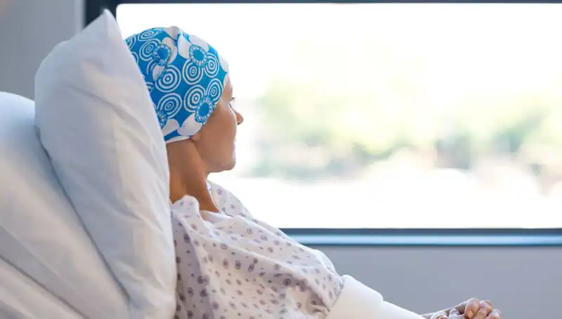 Doktorların Gözden Kaçırdığı O Belirti Ölümcül Beyin Kanserinin Habercisi