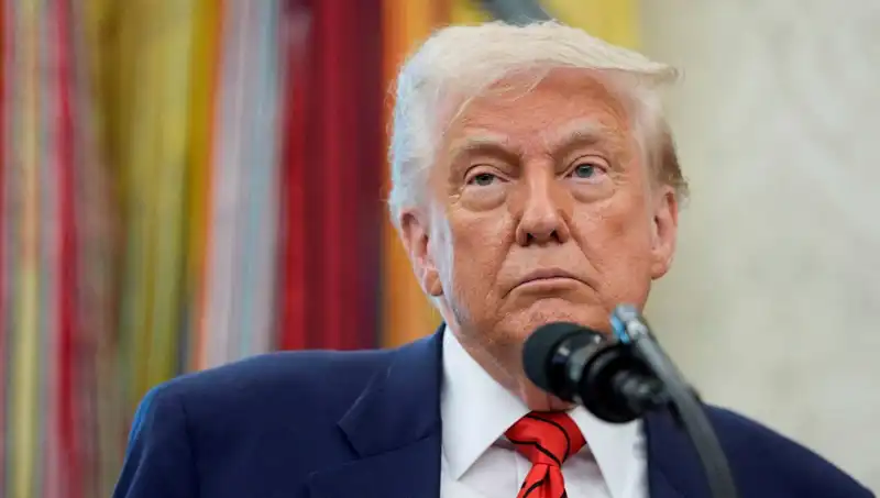 Trump G7 Zirvesini Terketti: Acil Beyaz Saray Toplantısı Bekleniyor