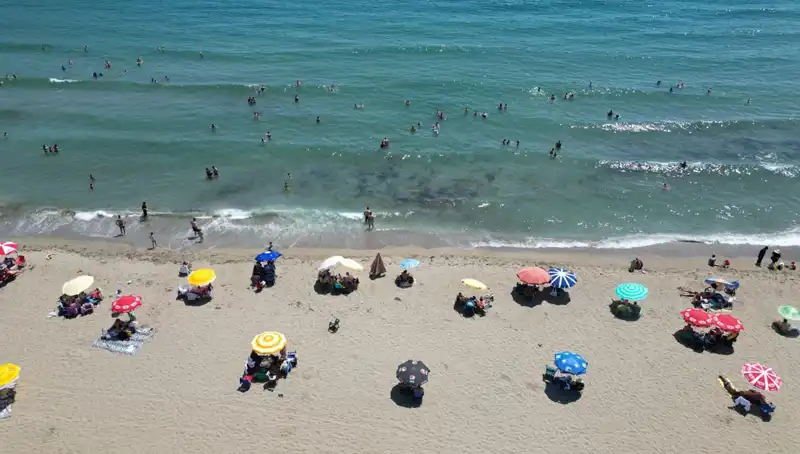 Tekirdağ’da Sıcak Hava Dalgası: Plajlar Dolup Taşıyor!
