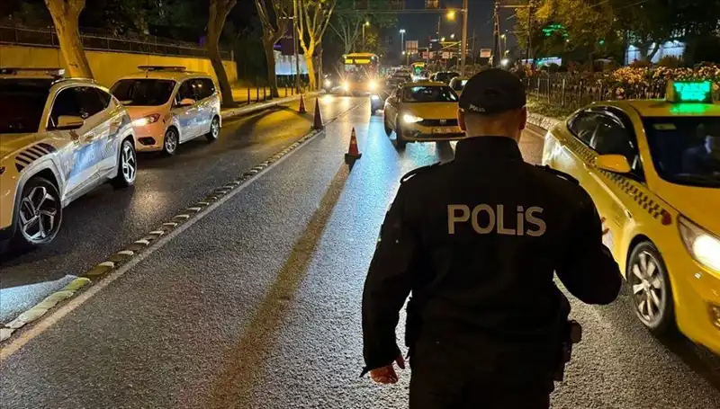 Huzur İstanbul Uygulamasında 1011 Gözaltı: Şehirdeki Güvenlik Önlemleri Artıyor