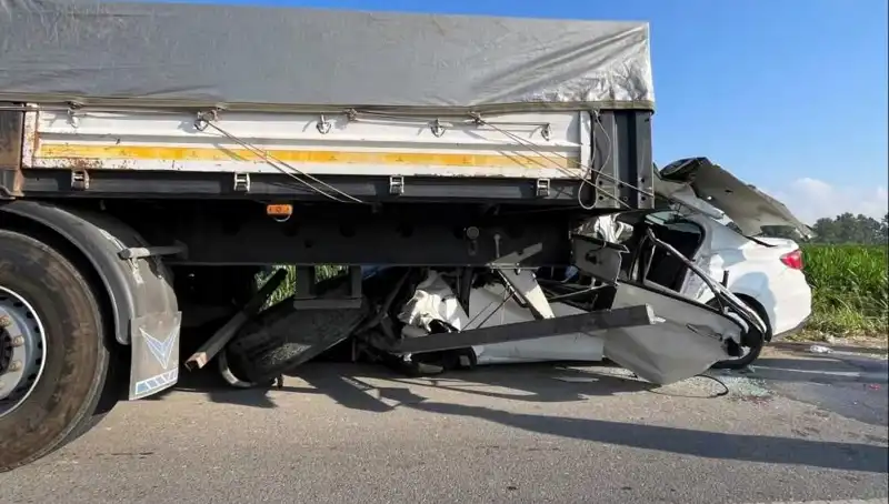 Sakarya'da Feci Kaza: Hayatını Kaybeden Bir Kişinin Dramı