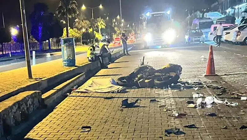 Alanya’da Motosiklet Kazası: Genç Hayatını Kaybetti