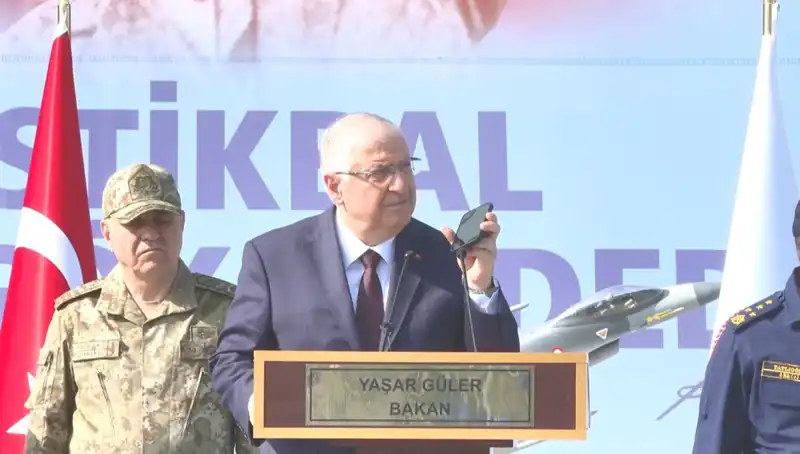 Erdoğan'dan Mehmetçik'e Bayram Mesajı: Vatanseverlik ve Kahramanlık