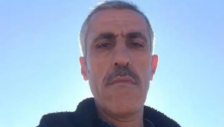 Gençlere Uyarıda Bulunan Adam Bıçaklı Saldırıya Uğradı: Olay Anı Şoke Etti