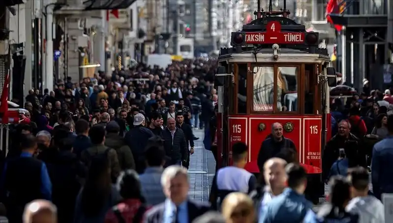Türkiye Nüfusu Beklenenden Hızla Artıyor: 2023 Verileri Açıklandı