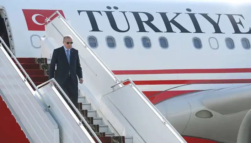 Cumhurbaşkanı Erdoğan İtalya Ziyaretinden Döndü: Kritik Görüşmeler ve Sonuçlar