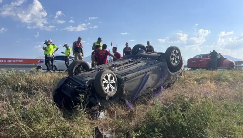 Nişan Töreninden dönen ailenin trajik kazası: 1 ölü, 4 yaralı!