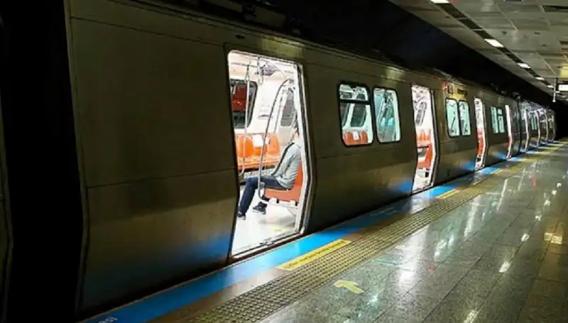 İstanbul'da Metro Durakları Kapalı: Yolcuları Neler Bekliyor?