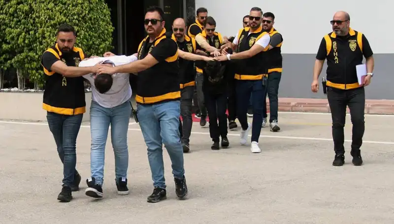 İş Adamı Sevgili Tuzağına Düşerek Hayatını Kabusa Çevirdi