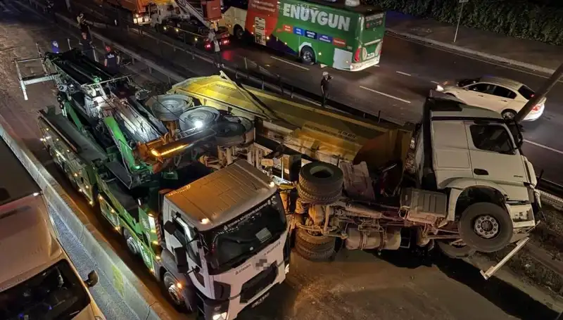 Moloz Yüklü Hafriyat Kamyonu Devriye Girdi: Olayın Detayları Ortaya Çıktı