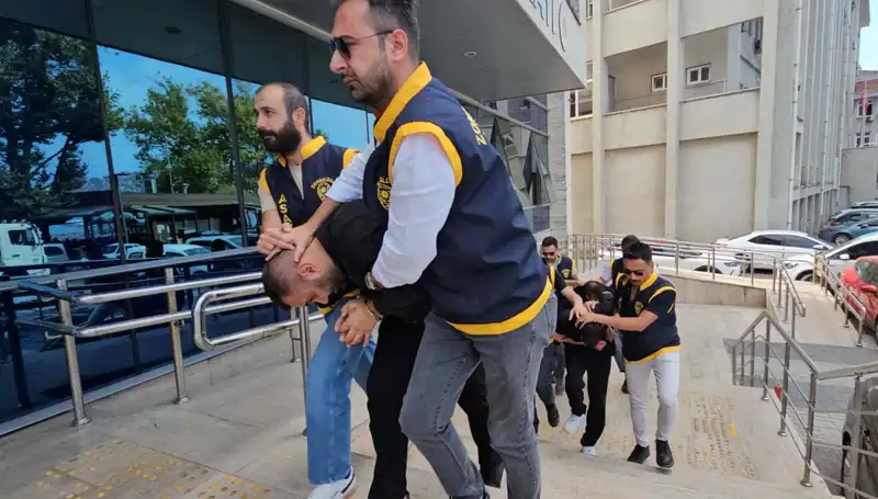 FETÖ Yalanıyla Milyonlarca Liralık Vurgun: Skandalın Detayları Ortaya Çıktı
